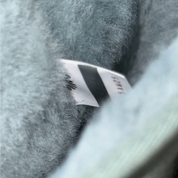 NWT UGG Classic II Boots W8 in Sea Green - Picture 5 of 7